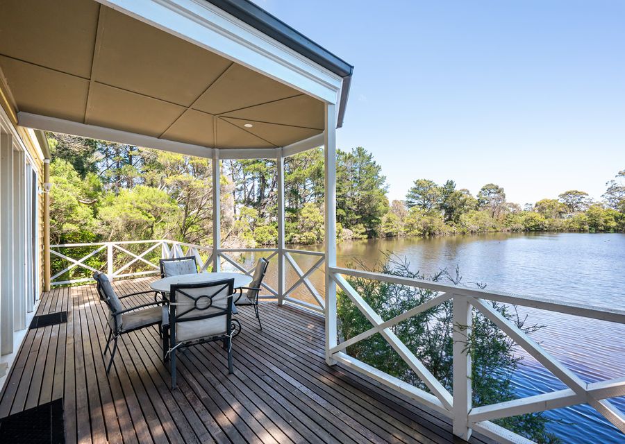 Have a coffee, dine, or just sit here and enjoy the lake view