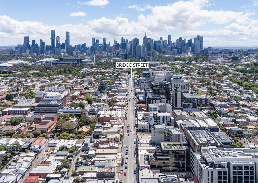 Copperstone Corner, Richmond