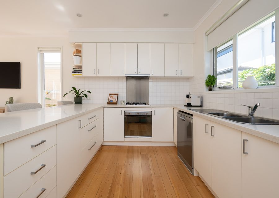 Light & bright open plan kitchen