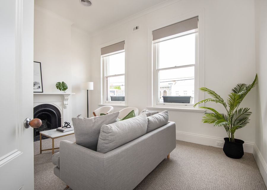 Entrance into the upstairs formal lounge