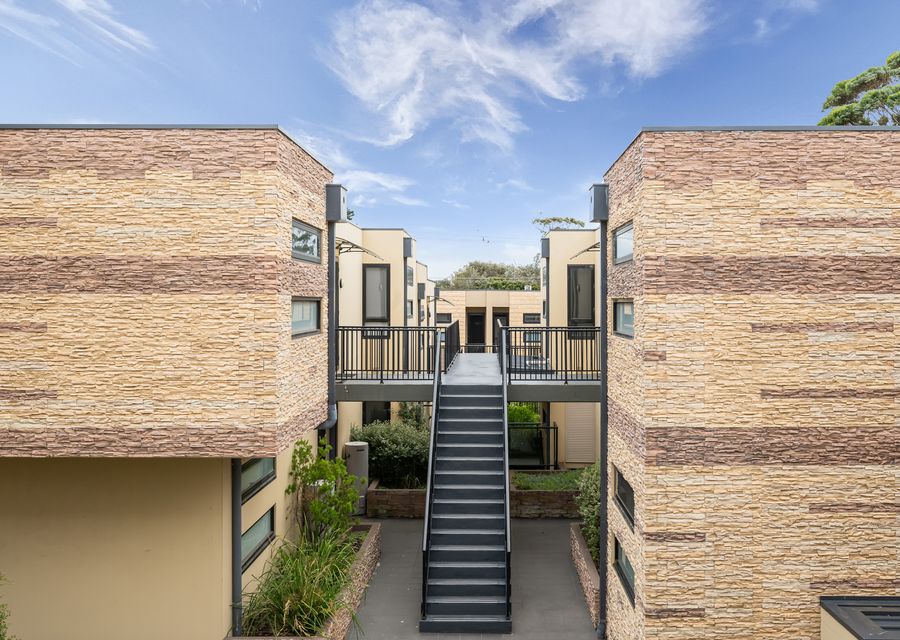 Fazzy’s Beachfront Haven – Capel Sound