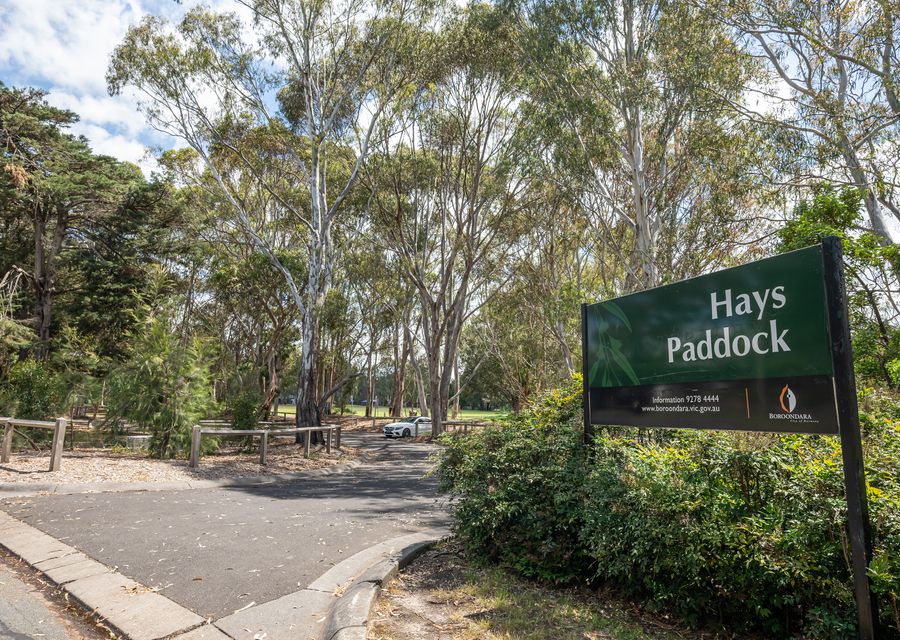 White Haven with Spa, Kew East