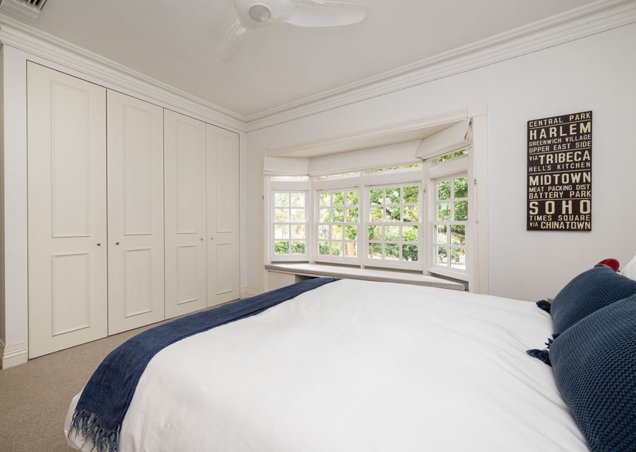 Bedroom 2, queen bed, built in robes