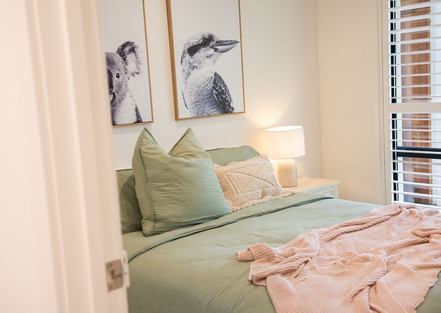 Bedroom 2 with Queen bed