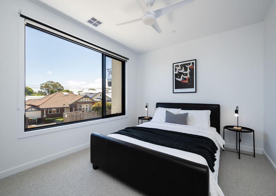 Bedroom 4 with Queen bed