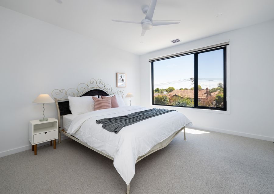 Bedroom 2 with King bed