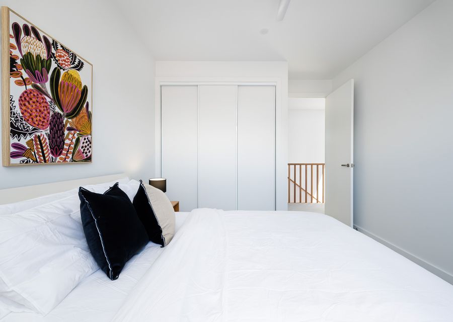 Bedroom 3 with Queen bed