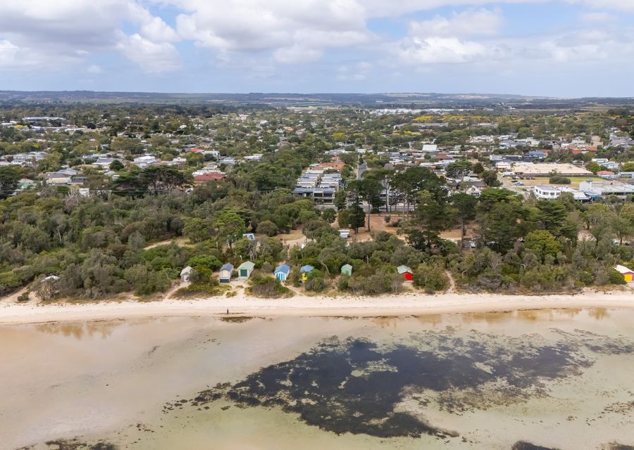 Beachfront Gem in Capel Sound