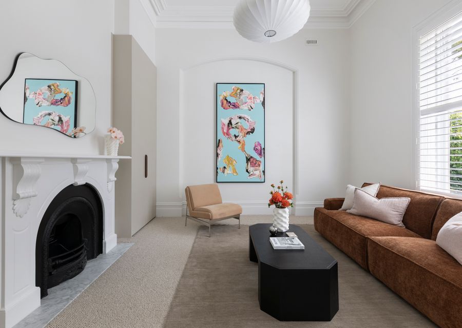 Second living at the front of the house 