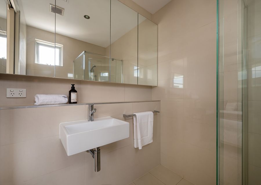 Chapter 14, Caulfield North