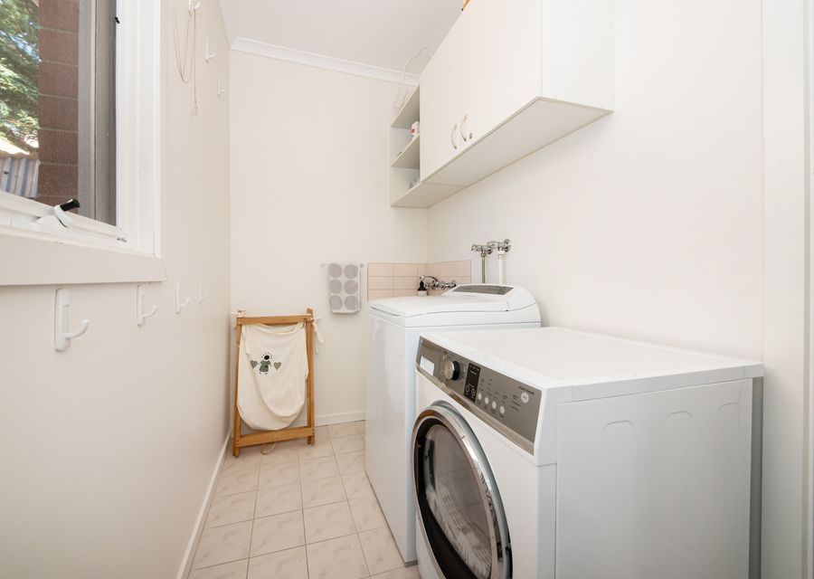 Laundry with washing machine and dryer