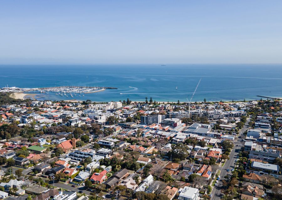 Charming Cottage in Beautiful Hampton