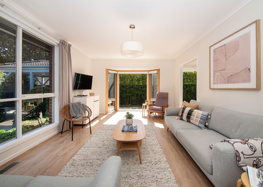 Charming Cottage in Beautiful Hampton