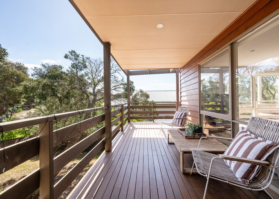 Further seats outdoor