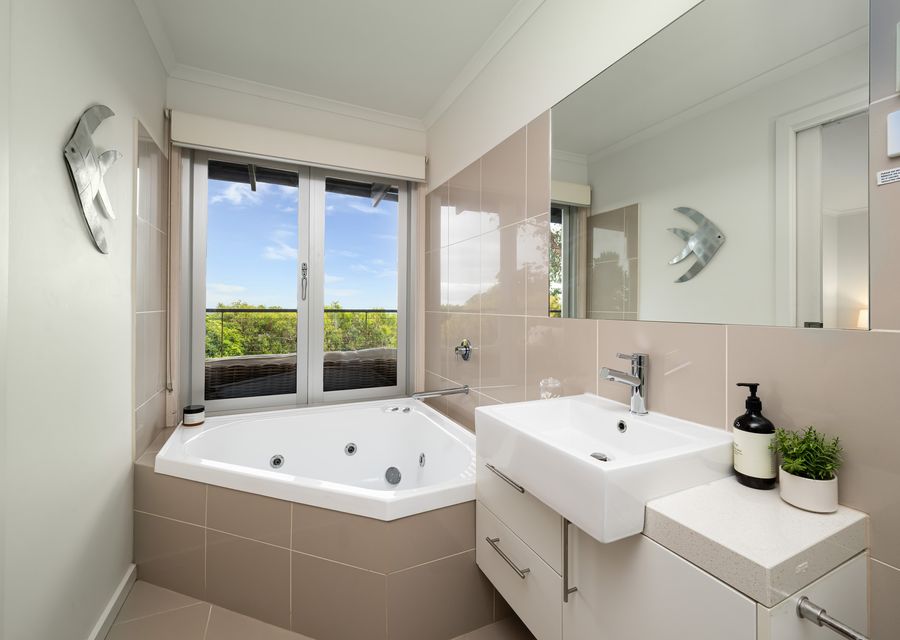 Spa in the ensuite bathroom