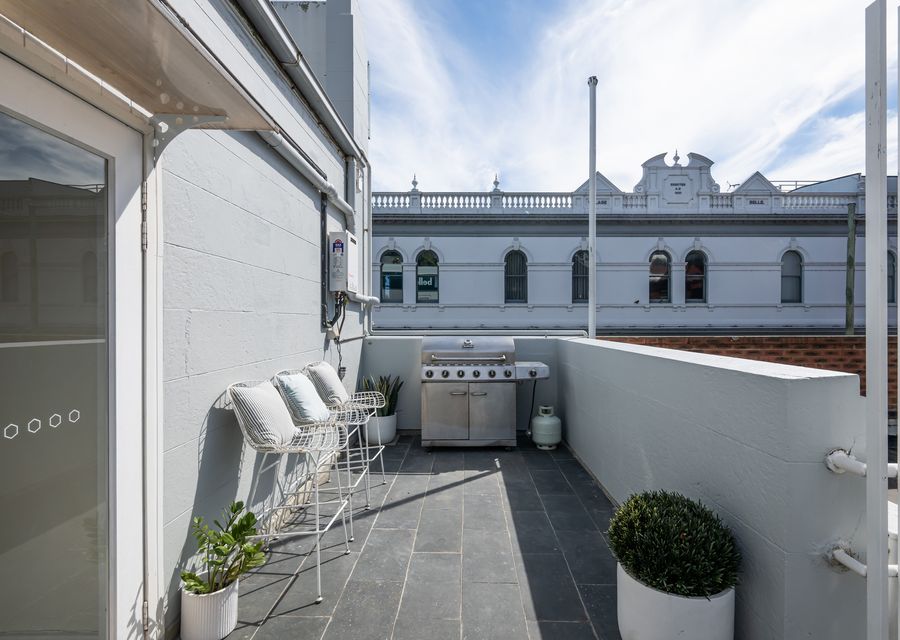 The Barkly Scene with Rooftop Retreat