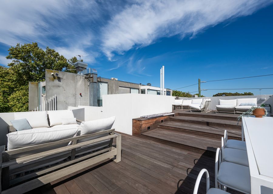 The Barkly Scene with Rooftop Retreat