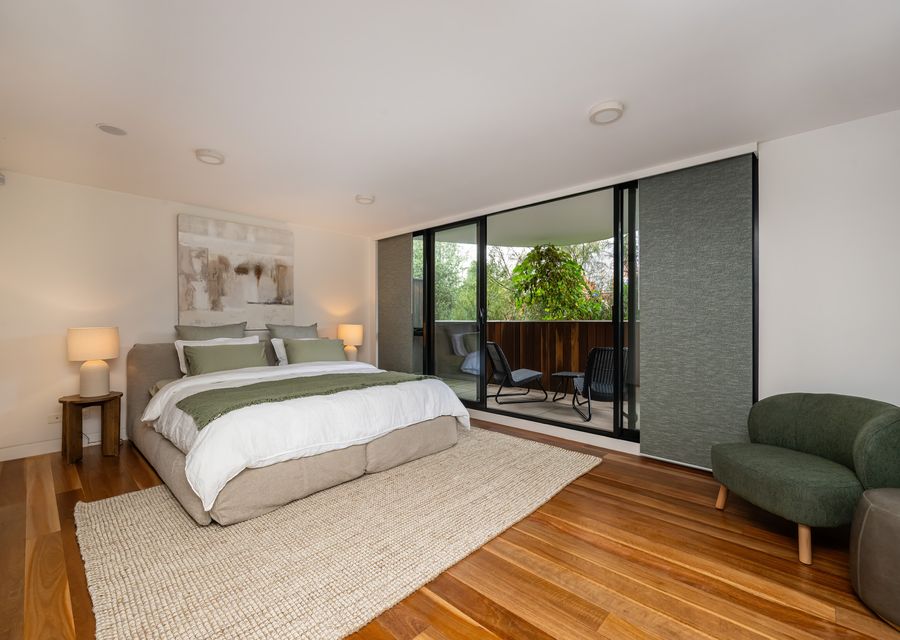 Master bedroom with King bed and ensuite