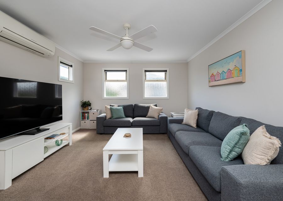 Parkside Breeze in Rosebud