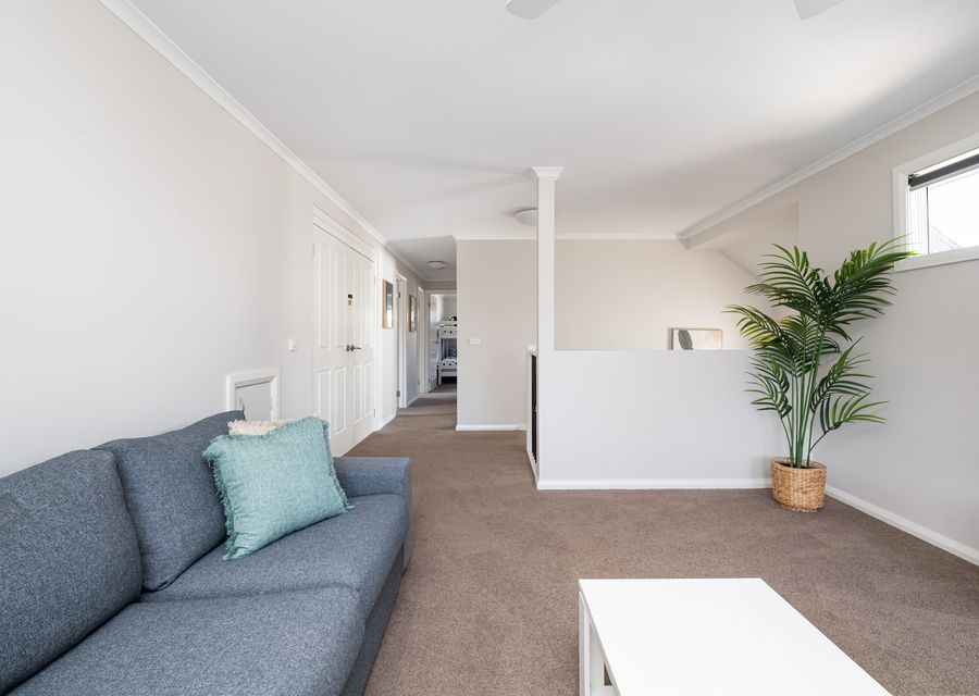 Parkside Breeze in Rosebud