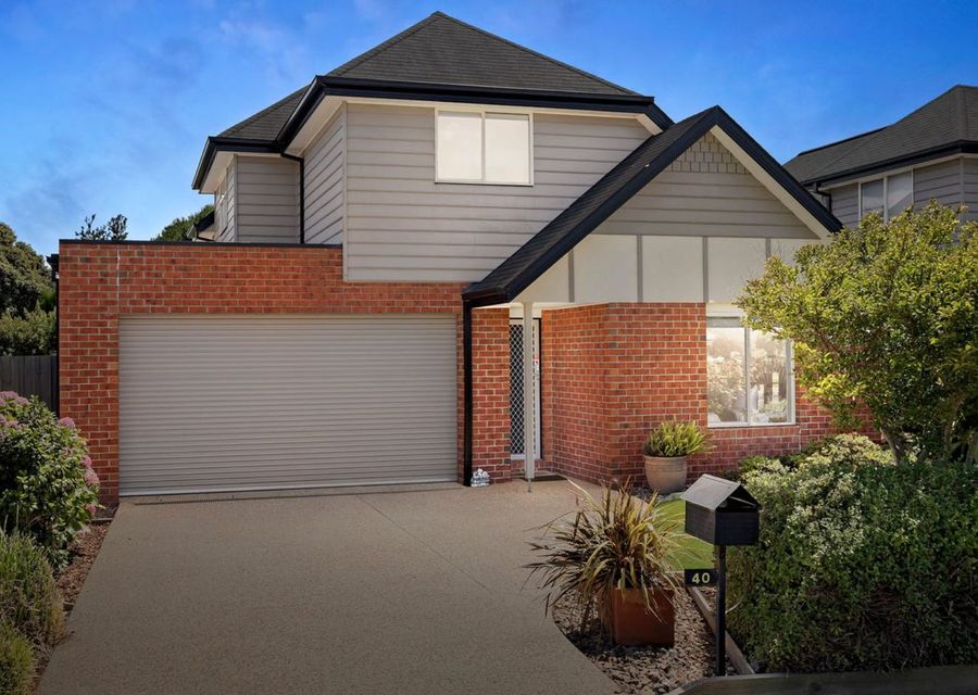 Parkside Breeze in Rosebud