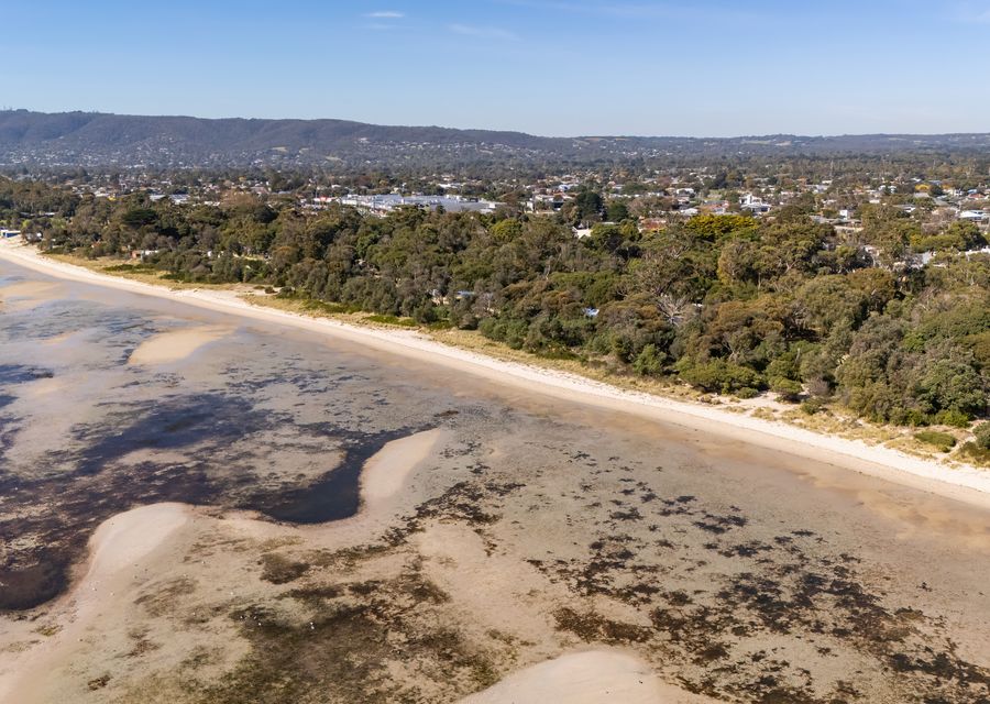 Tides Edge in Capel Sound