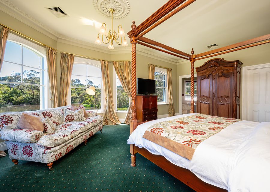 The Manor – Woodman Estate