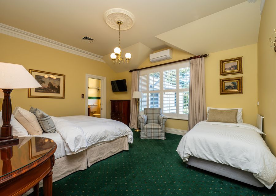 The Manor – Woodman Estate