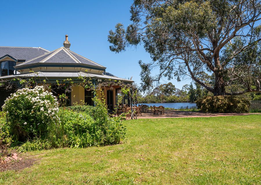 The Manor – Woodman Estate