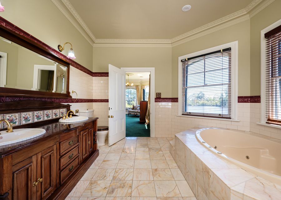 The Manor – Woodman Estate