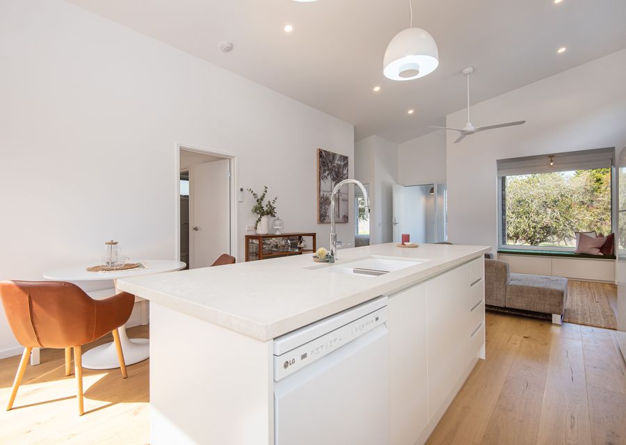 Modern kitchen