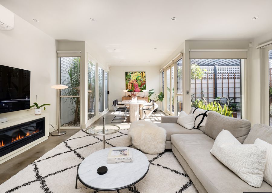 Relaxing light filled living & dining