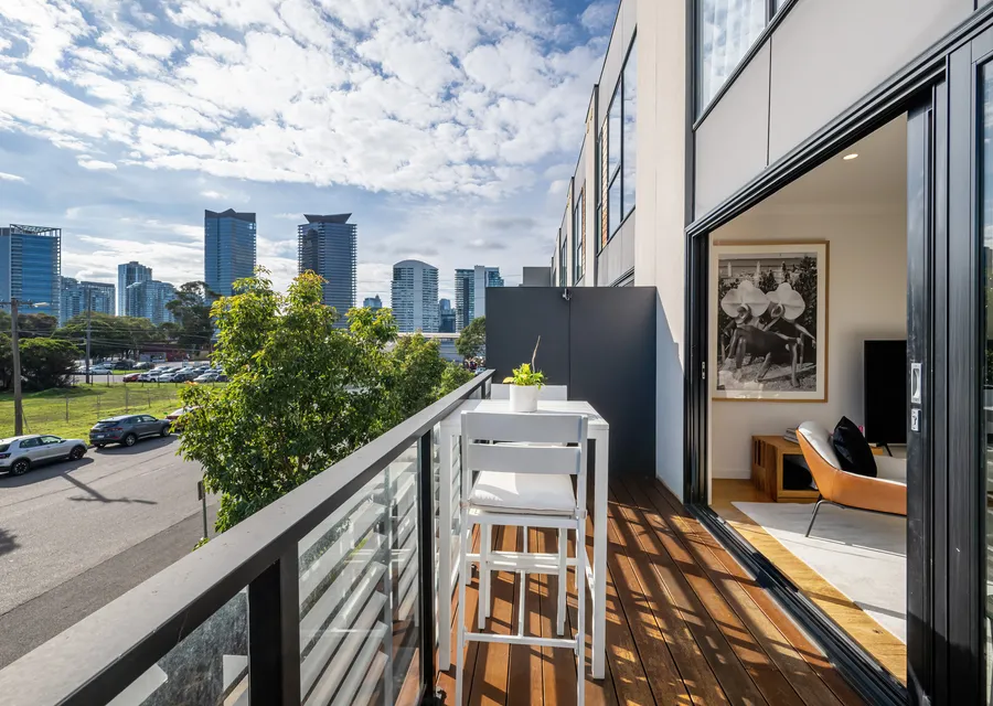 The Viewpoint, Port Melbourne