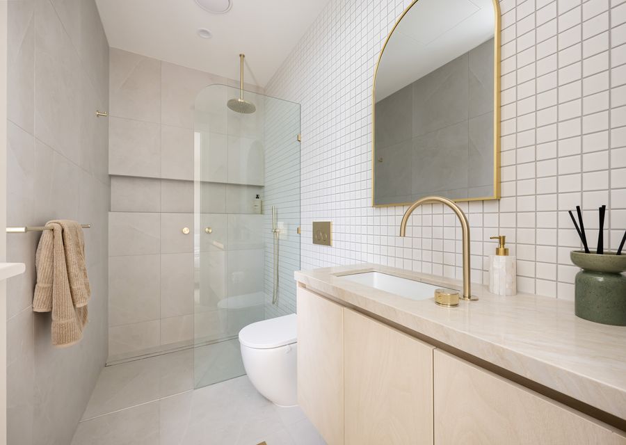 Dromana Beach Suites – 102