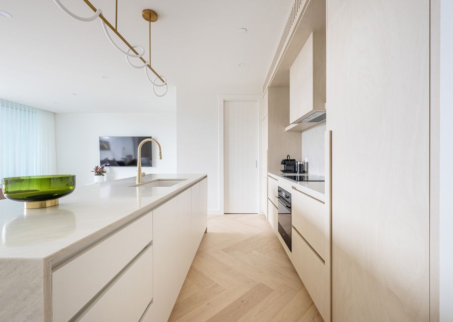 Dromana Beach Suites – 102