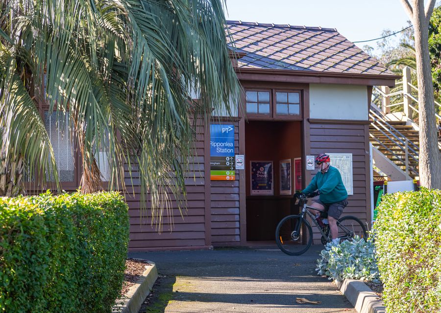 Elmrise in Elsternwick