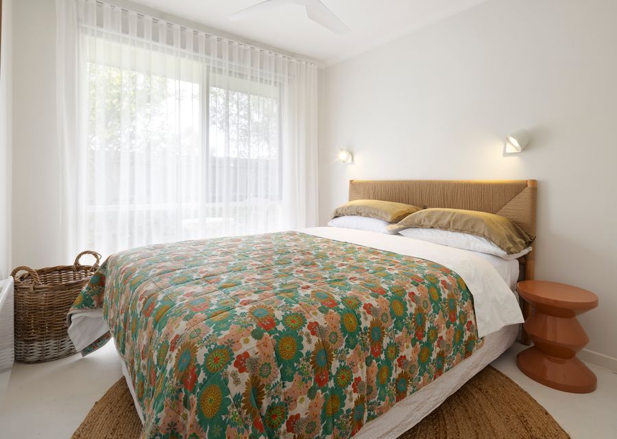 Second Bedroom with Queen Bed 