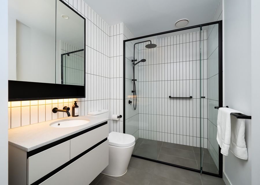 Modern ensuite