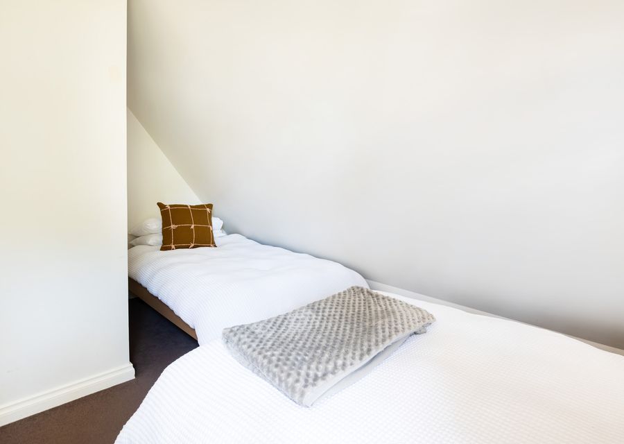 Bedroom with 3 singles