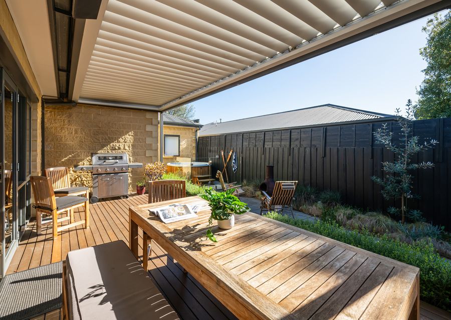 Outdoor seating area 