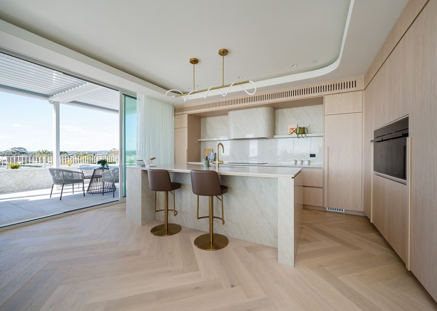 Well-equipped kitchen