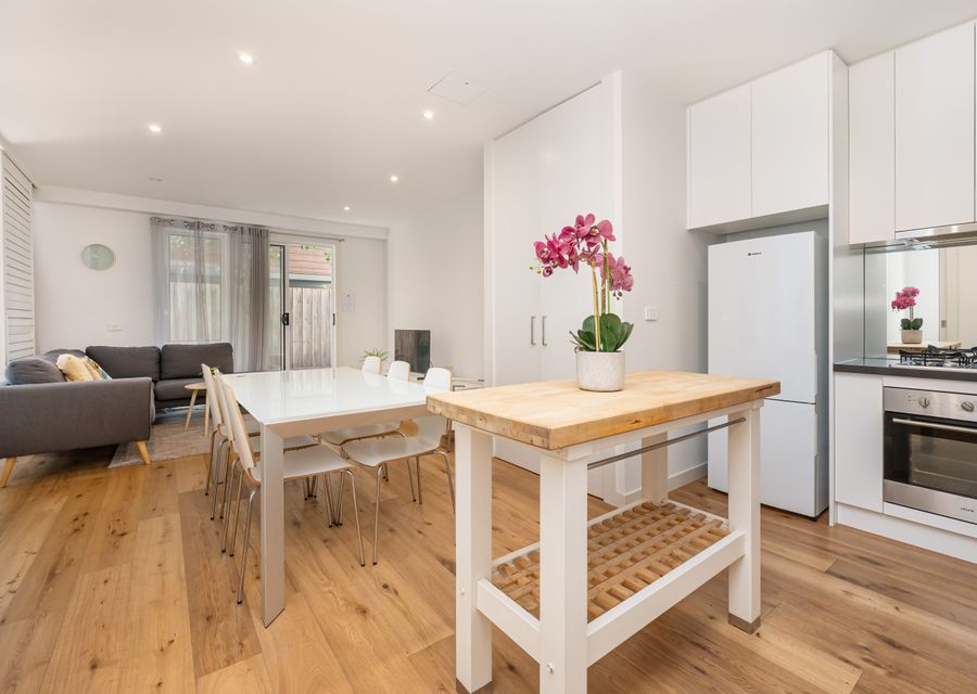 Convenience and Comfort in Carnegie
