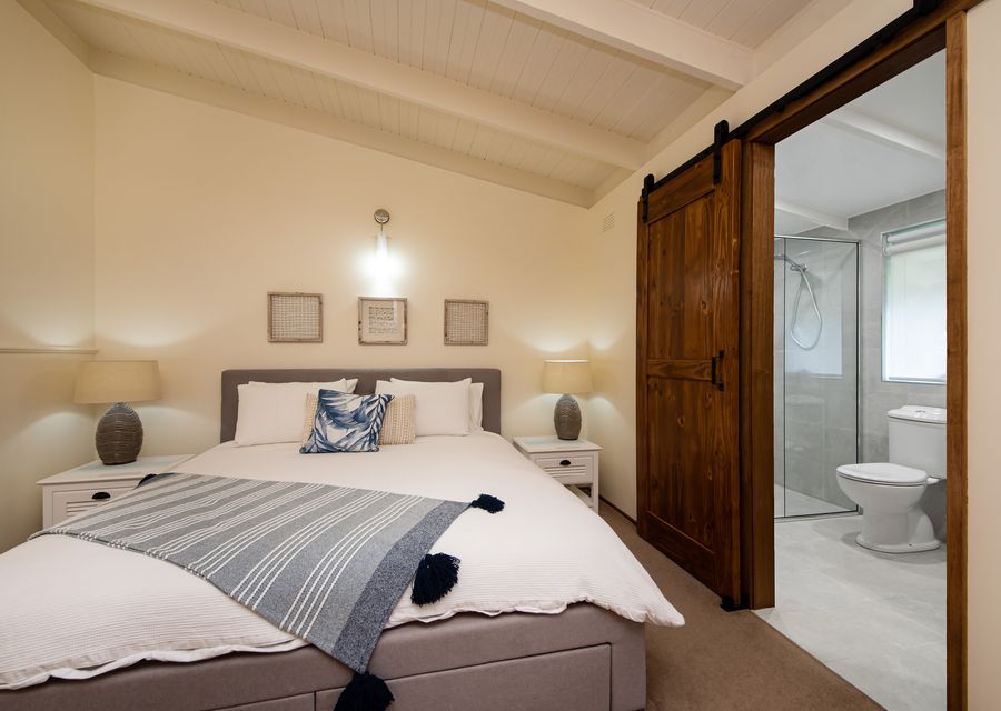 Master with ensuite 