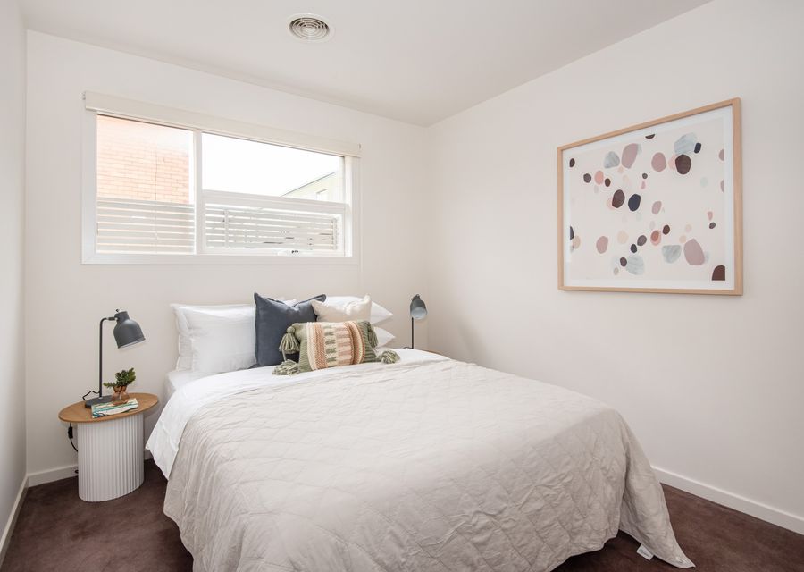 Second bedroom with Queen bed