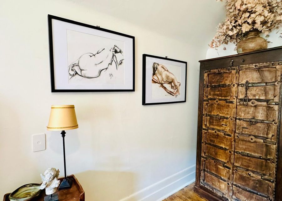 Elwood Eclectic Gem Walk to St Kilda beach  – Flexible Home offering 4 or 6 Bedrooms. Contact us Now for Pricing on Request