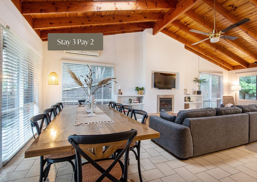 Caxton and Co. Blairgowrie