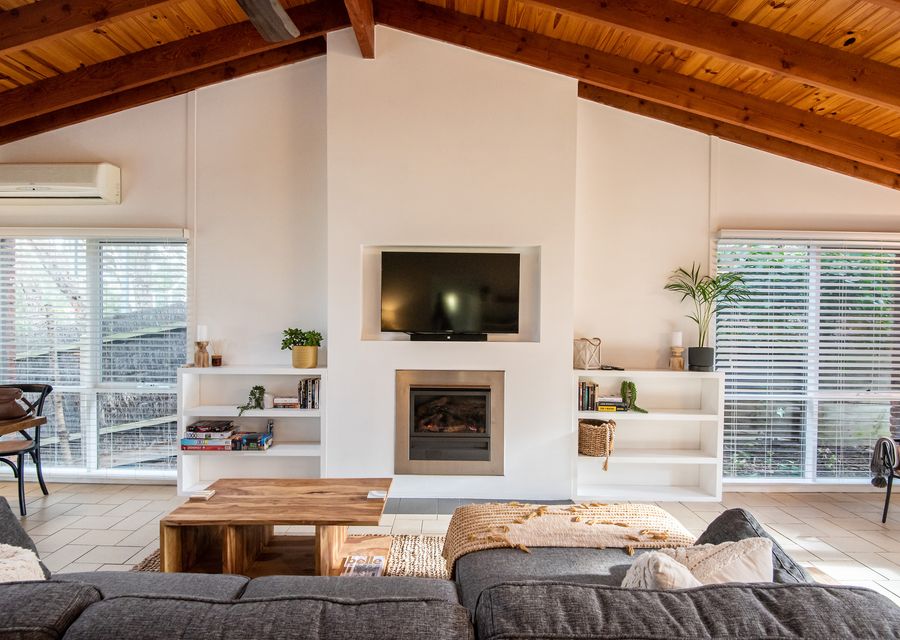 Main living with gas fireplace 