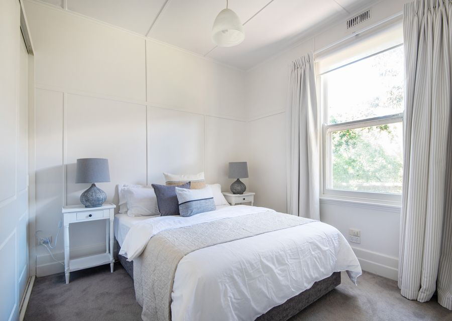 Bedroom 2 with Queen bed