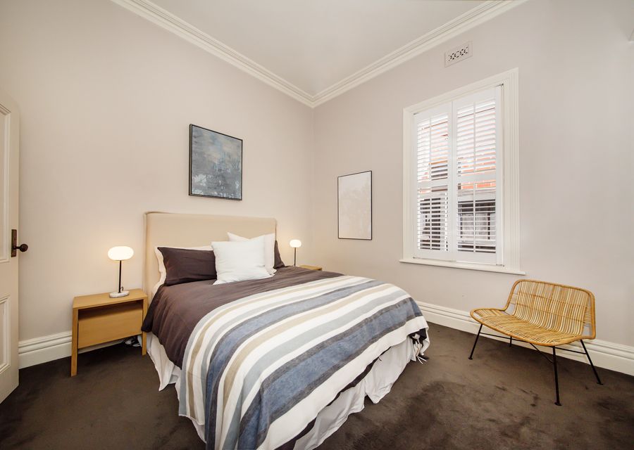 Bedroom 1 with Queen bed