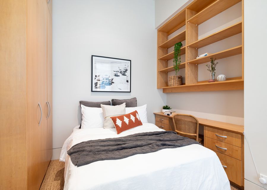 Bedroom 3 with double bed